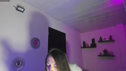 Maeve  online show from March 12, 2025, 11:09 am