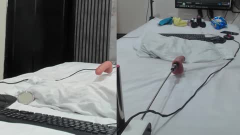 Snapshot of alana_melt18 chatting on March 3, 2026, 7:42 pm Alana online show from March 3, 2026, 7:42 pm