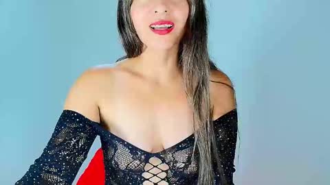 Snapshot of alana_pink95 chatting on February 1, 2026, 12:04 pm alana_pink95 online show from February 1, 2026, 12:04 pm