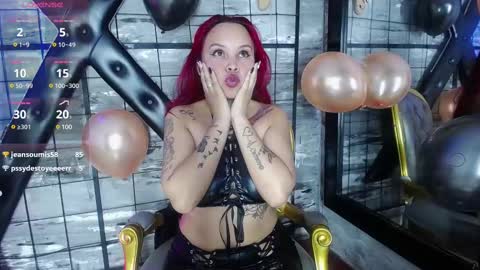 Snapshot of alana_roth chatting on February 14, 2025, 9:21 pm ALANA ROTH online show from February 14, 2025, 9:21 pm