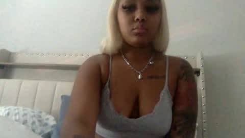 alanaaheartttt online show from November 3, 2025, 5:03 pm