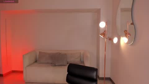 Snapshot of alanacraft chatting on October 22, 2025, 12:27 pm Alana online show from October 22, 2025, 12:27 pm