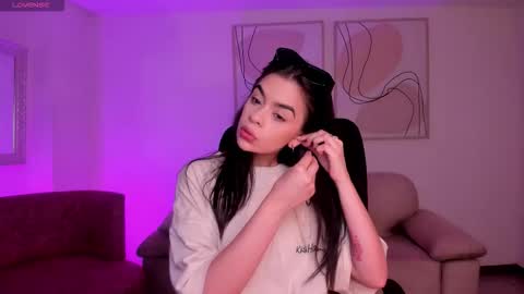 Snapshot of alanacraft chatting on October 23, 2025, 12:04 pm Alana online show from October 23, 2025, 12:04 pm