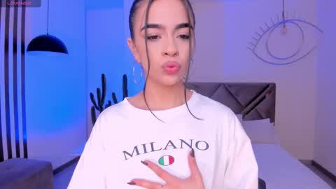 Snapshot of alanacraft chatting on November 11, 2025, 12:27 pm Alana online show from November 11, 2025, 12:27 pm