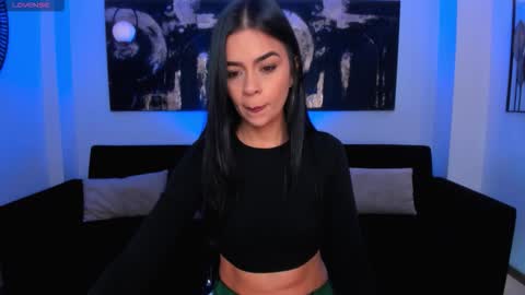 Snapshot of alanacraft chatting on November 12, 2025, 12:16 pm Alana online show from November 12, 2025, 12:16 pm