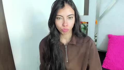 Snapshot of alanahott_ chatting on February 10, 2026, 4:05 am Alana hot online show from February 10, 2026, 4:05 am