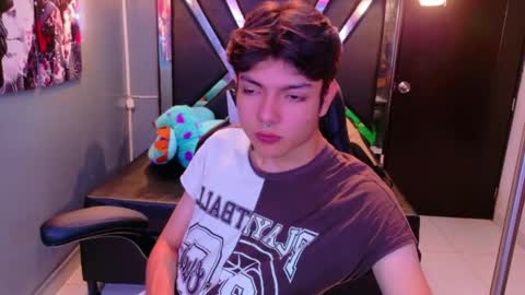 Snapshot of alandelrey57 chatting on January 11, 2026, 5:23 am ALAN DEL REY online show from January 11, 2026, 5:23 am