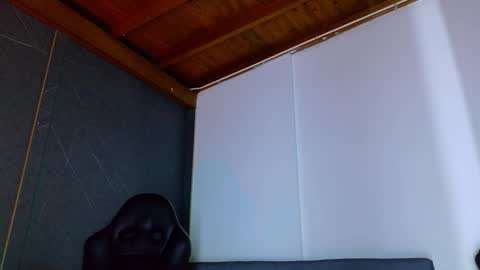 Snapshot of alanferrer chatting on February 3, 2026, 10:09 am Alan Ferrer online show from February 3, 2026, 10:09 am