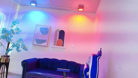 Snapshot of alanna__scott chatting on March 15, 2026, 3:56 am Alanna online show from March 15, 2026, 3:56 am