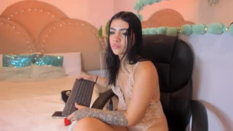 Snapshot of alanna_blaze chatting on October 10, 2025, 12:59 pm alanna_blaze online show from October 10, 2025, 12:59 pm