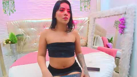 alanna_blaze online show from November 28, 2025, 7:38 pm