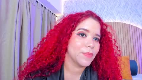 Snapshot of alanna_hank chatting on February 20, 2025, 4:07 am Alanna online show from February 20, 2025, 4:07 am