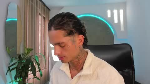 alan online show from February 11, 2025, 1:09 pm