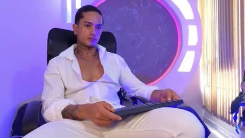 alan online show from September 12, 2025, 5:35 pm