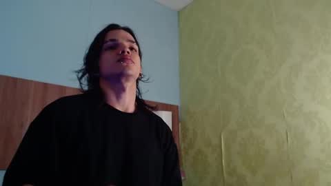 Snapshot of albertbernal69 chatting on October 13, 2025, 2:00 am Albert online show from October 13, 2025, 2:00 am
