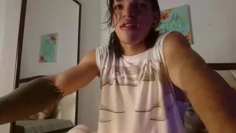 Snapshot of albertbernal69 chatting on October 16, 2025, 3:07 am Albert online show from October 16, 2025, 3:07 am