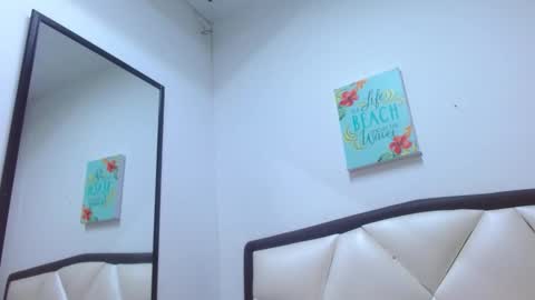 Snapshot of albertbernal69 chatting on October 21, 2025, 3:29 am Albert online show from October 21, 2025, 3:29 am