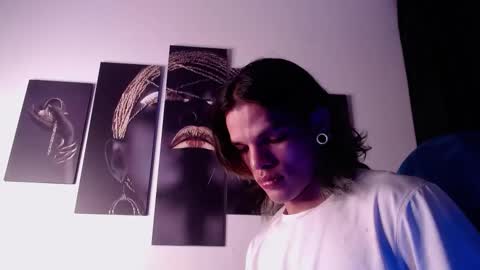 Snapshot of albertbernal69 chatting on November 6, 2025, 3:40 am Albert online show from November 6, 2025, 3:40 am