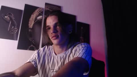 Snapshot of albertbernal69 chatting on November 19, 2025, 5:07 am Albert online show from November 19, 2025, 5:07 am