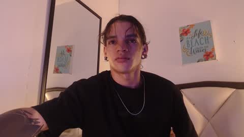 Snapshot of albertbernal69 chatting on November 20, 2025, 2:34 am Albert online show from November 20, 2025, 2:34 am