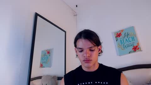 Snapshot of albertbernal69 chatting on November 24, 2025, 2:55 am Albert online show from November 24, 2025, 2:55 am