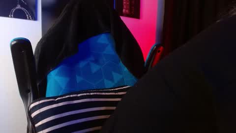 Snapshot of albertbernal69 chatting on November 28, 2025, 4:37 am Albert online show from November 28, 2025, 4:37 am