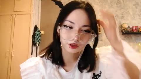 Snapshot of alberthamazierski chatting on October 26, 2025, 6:30 am Im Katrina online show from October 26, 2025, 6:30 am