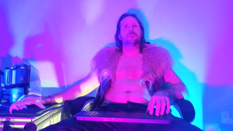 Snapshot of albinoadonis chatting on November 1, 2025, 4:14 am albinoadonis online show from November 1, 2025, 4:14 am