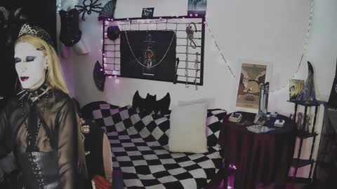 Snapshot of alchemymistic chatting on February 3, 2025, 9:41 am Mistic witch online show from February 3, 2025, 9:41 am