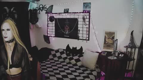 Snapshot of alchemymistic chatting on February 10, 2025, 7:58 am Mistic witch online show from February 10, 2025, 7:58 am