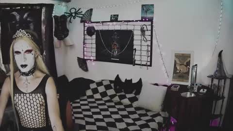 Snapshot of alchemymistic chatting on February 12, 2025, 7:02 pm Mistic witch online show from February 12, 2025, 7:02 pm