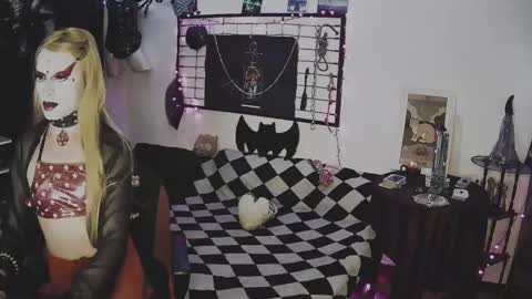 Snapshot of alchemymistic chatting on March 5, 2025, 12:16 am Mistic witch online show from March 5, 2025, 12:16 am