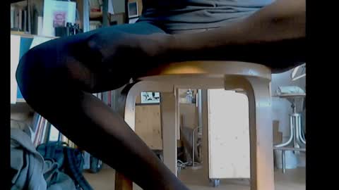 aldolechat online show from November 10, 2025, 2:49 pm