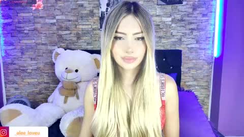 Snapshot of ale_love_ chatting on January 30, 2025, 2:38 am ALE LOVE online show from January 30, 2025, 2:38 am