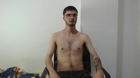 Snapshot of aleex_miller chatting on September 28, 2025, 12:38 am aleex_miller online show from September 28, 2025, 12:38 am