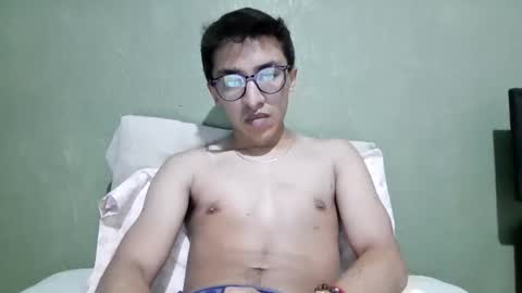 aleexrune online show from October 9, 2025, 12:30 am