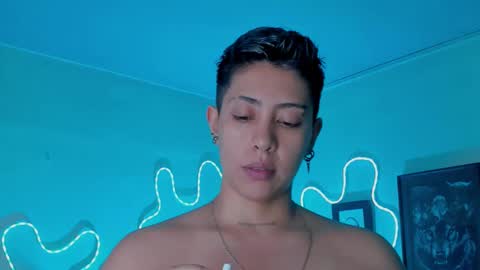 Alejandra online show from March 29, 2026, 10:43 pm