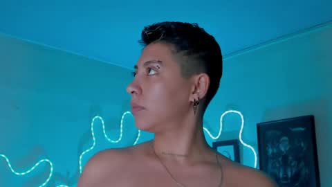 Alejandra online show from May 8, 2026, 10:53 am