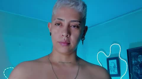 Alejandra online show from May 21, 2026, 11:01 pm