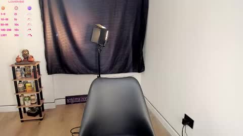 Snapshot of aleja1234lo chatting on February 8, 2026, 1:53 am aleja1234lo online show from February 8, 2026, 1:53 am