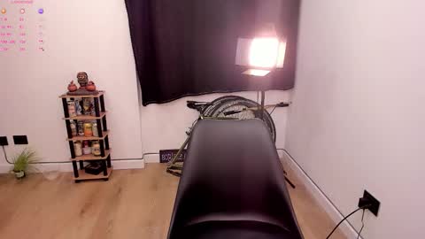 Snapshot of aleja1234lo chatting on February 13, 2026, 4:41 am aleja1234lo online show from February 13, 2026, 4:41 am