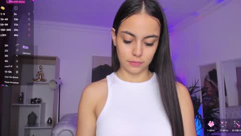 Snapshot of alejaa___ chatting on February 5, 2025, 11:23 am Alejandra online show from February 5, 2025, 11:23 am