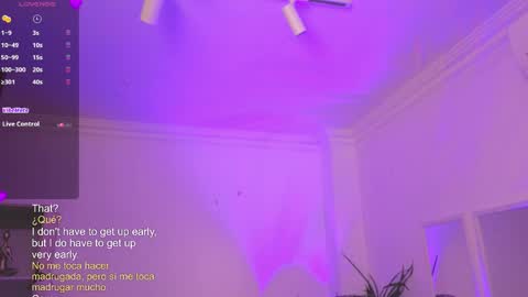 Alejandra online show from April 7, 2026, 11:21 am