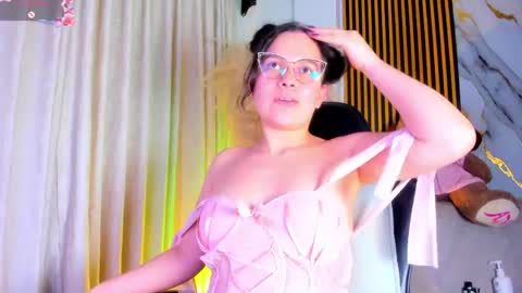CUTE ALEJA online show from May 27, 2026, 1:57 am
