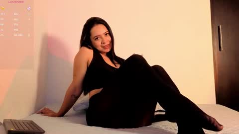 Snapshot of alejandra8__ chatting on April 4, 2026, 6:11 am I will not be online from December 7th to December 18th Last vacation trip online show from April 4, 2026, 6:11 am