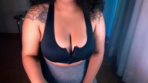 Snapshot of alejandra_conde chatting on December 14, 2024, 12:11 am Alejandra online show from December 14, 2024, 12:11 am