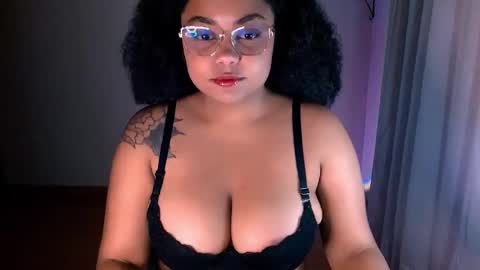 Snapshot of alejandra_conde chatting on December 19, 2024, 12:34 am Alejandra online show from December 19, 2024, 12:34 am