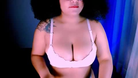 Snapshot of alejandra_conde chatting on January 31, 2025, 12:50 am Alejandra online show from January 31, 2025, 12:50 am