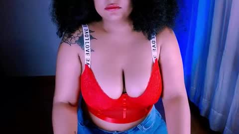 Snapshot of alejandra_conde chatting on February 11, 2025, 2:57 am Alejandra online show from February 11, 2025, 2:57 am