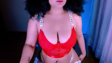 Snapshot of alejandra_conde chatting on February 19, 2025, 12:03 am Alejandra online show from February 19, 2025, 12:03 am